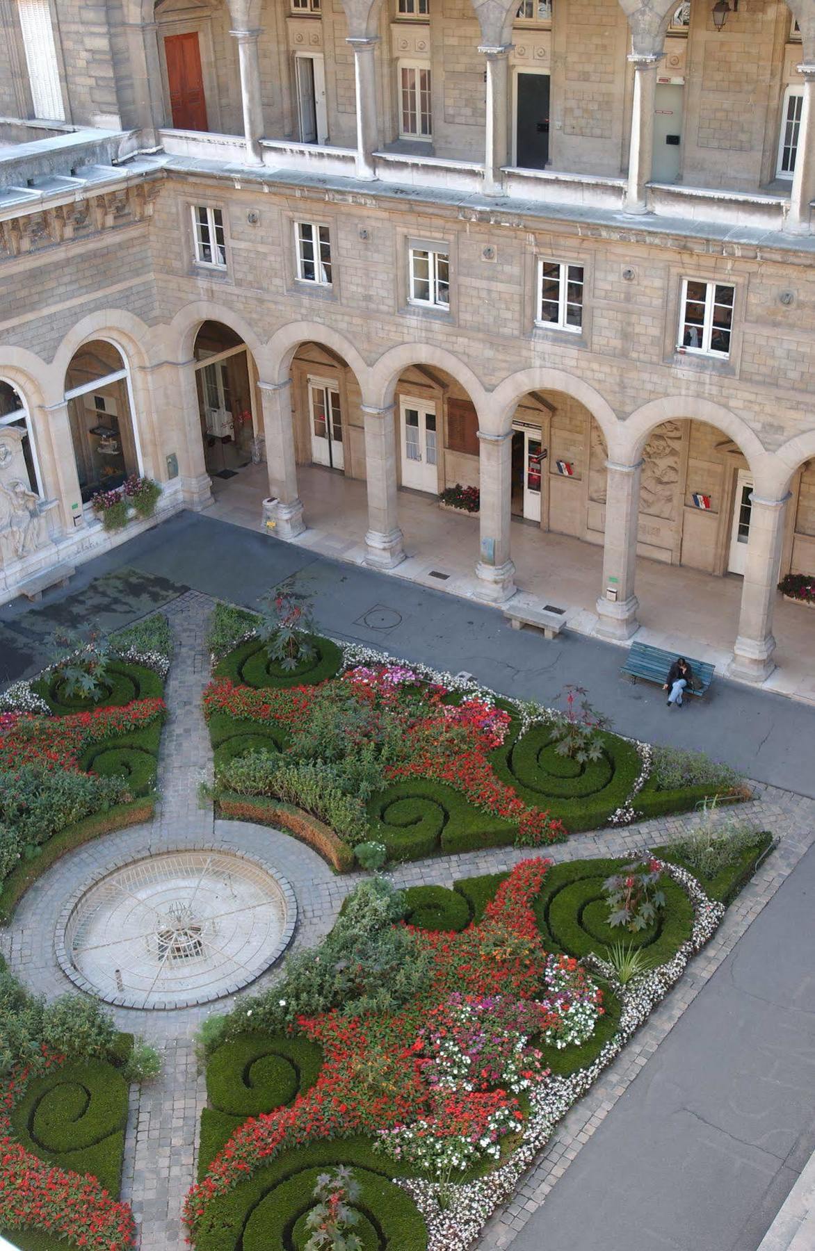 Hotel Hospitel Paris Luaran gambar