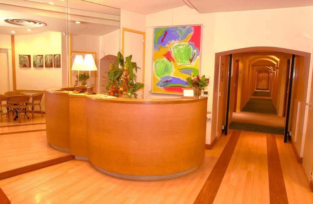 Hotel Hospitel Paris Luaran gambar